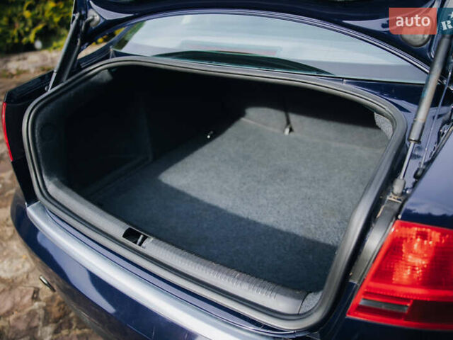 Синий Ауди А4, объемом двигателя 1.6 л и пробегом 179 тыс. км за 7300 $, фото 29 на Automoto.ua