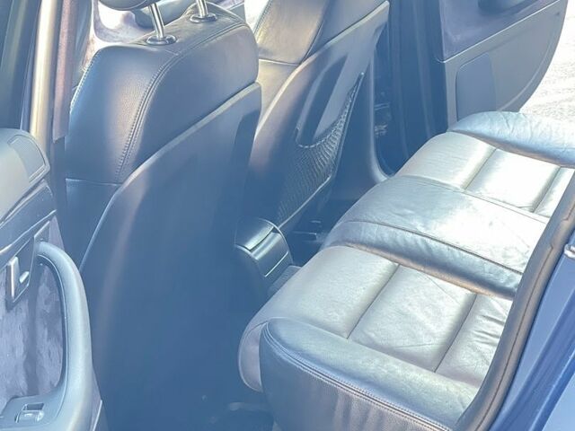 Синій Ауді А4, об'ємом двигуна 1.97 л та пробігом 213 тис. км за 6500 $, фото 12 на Automoto.ua