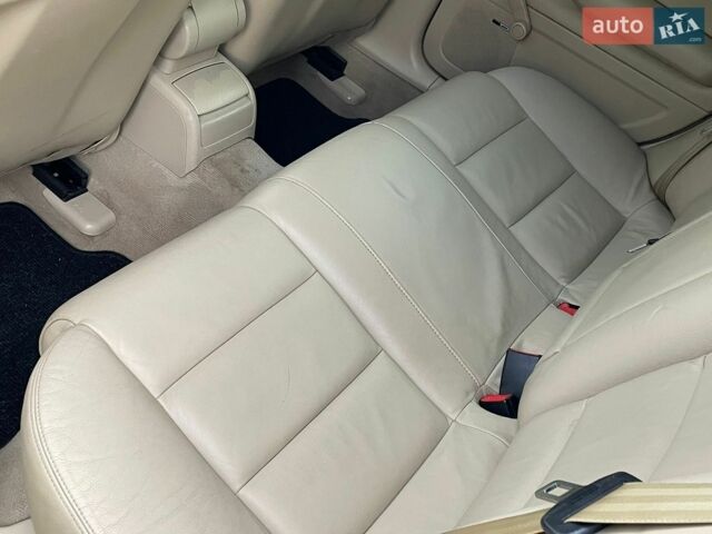 Синій Ауді А4, об'ємом двигуна 2 л та пробігом 265 тис. км за 7399 $, фото 86 на Automoto.ua