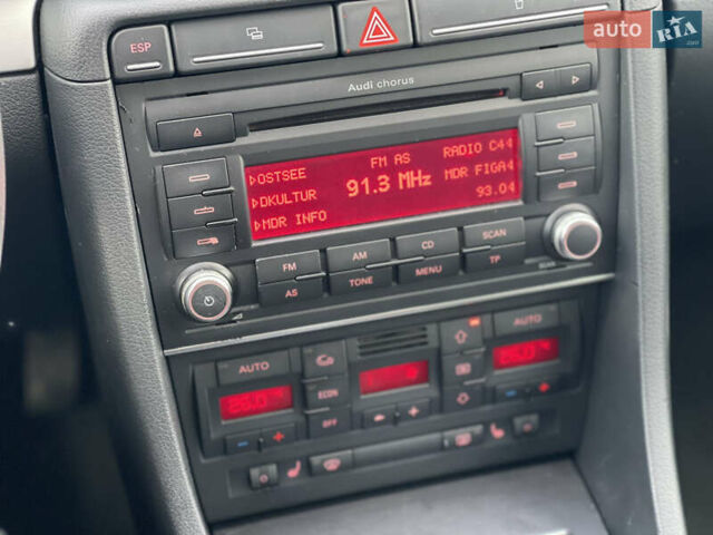 Синий Ауди А4, объемом двигателя 1.6 л и пробегом 231 тыс. км за 6250 $, фото 23 на Automoto.ua