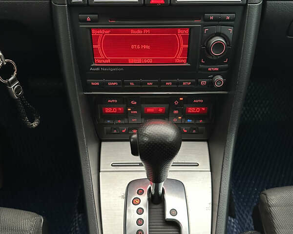 Синий Ауди А4, объемом двигателя 1.97 л и пробегом 335 тыс. км за 6700 $, фото 4 на Automoto.ua