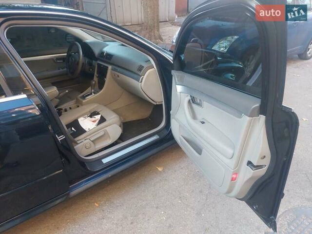 Синій Ауді А4, об'ємом двигуна 2.01 л та пробігом 365 тис. км за 6550 $, фото 19 на Automoto.ua