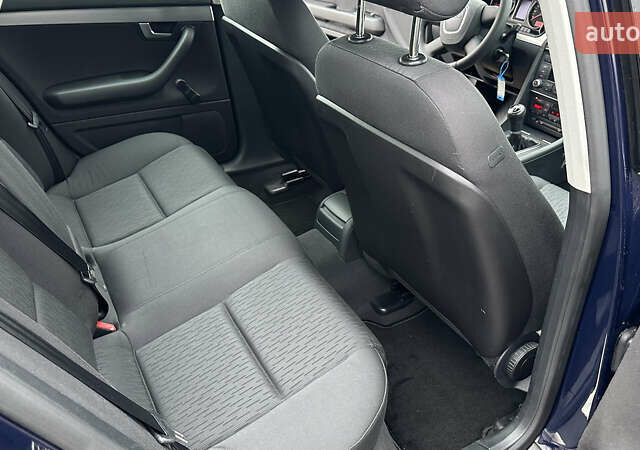 Синий Ауди А4, объемом двигателя 1.6 л и пробегом 193 тыс. км за 7800 $, фото 25 на Automoto.ua