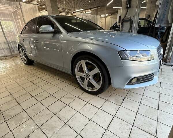 Синий Ауди А4, объемом двигателя 1.8 л и пробегом 330 тыс. км за 8500 $, фото 2 на Automoto.ua