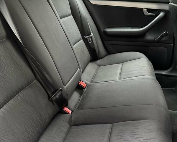 Синий Ауди А4, объемом двигателя 1.6 л и пробегом 176 тыс. км за 7100 $, фото 9 на Automoto.ua