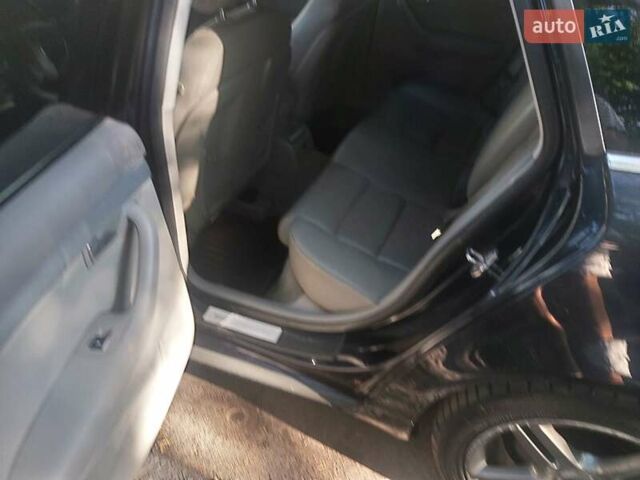 Синій Ауді А4, об'ємом двигуна 2.01 л та пробігом 365 тис. км за 6550 $, фото 9 на Automoto.ua