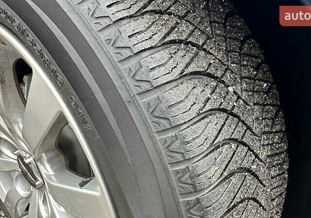 Синий Ауди А4, объемом двигателя 1.6 л и пробегом 193 тыс. км за 7800 $, фото 28 на Automoto.ua