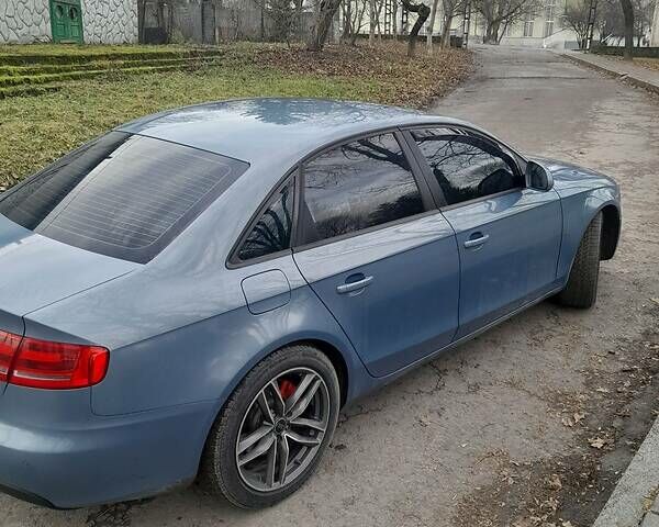 Синій Ауді А4, об'ємом двигуна 2 л та пробігом 311 тис. км за 9950 $, фото 26 на Automoto.ua