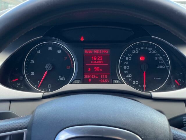 Синий Ауди А4, объемом двигателя 1.8 л и пробегом 259 тыс. км за 8555 $, фото 12 на Automoto.ua