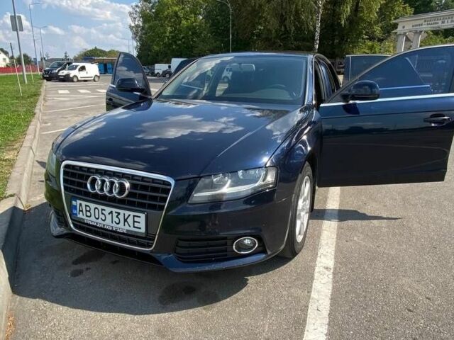 Синий Ауди А4, объемом двигателя 2 л и пробегом 338 тыс. км за 8100 $, фото 2 на Automoto.ua