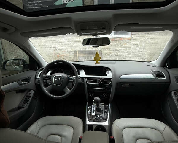 Синий Ауди А4, объемом двигателя 2 л и пробегом 153 тыс. км за 9900 $, фото 2 на Automoto.ua