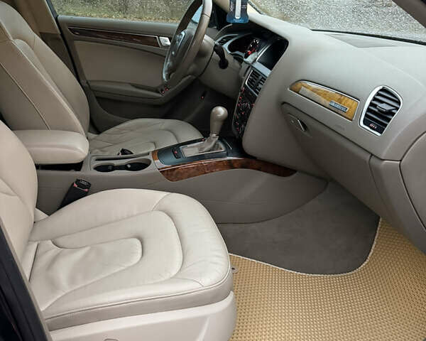 Синий Ауди А4, объемом двигателя 1.98 л и пробегом 175 тыс. км за 11000 $, фото 40 на Automoto.ua