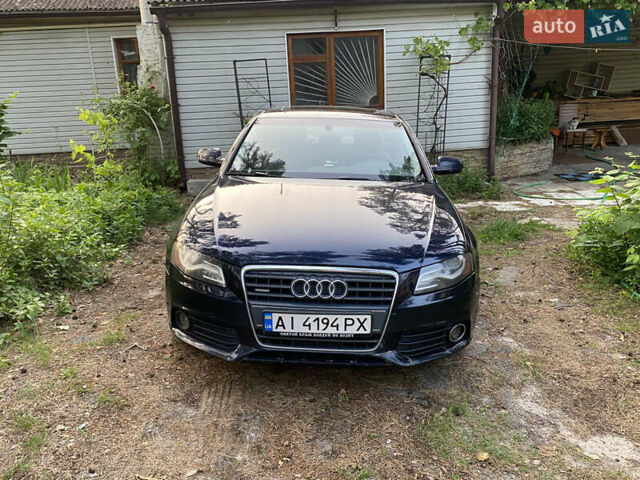 Синий Ауди А4, объемом двигателя 2 л и пробегом 355 тыс. км за 8800 $, фото 4 на Automoto.ua