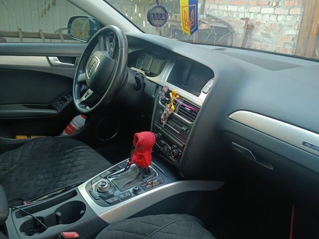 Синий Ауди А4, объемом двигателя 2 л и пробегом 187 тыс. км за 9800 $, фото 5 на Automoto.ua