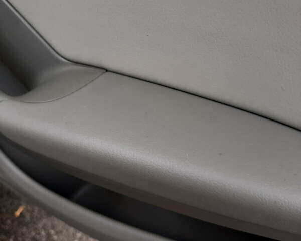 Синий Ауди А4, объемом двигателя 1.98 л и пробегом 175 тыс. км за 11000 $, фото 44 на Automoto.ua