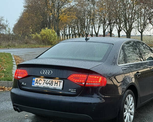 Синий Ауди А4, объемом двигателя 1.98 л и пробегом 175 тыс. км за 11000 $, фото 5 на Automoto.ua