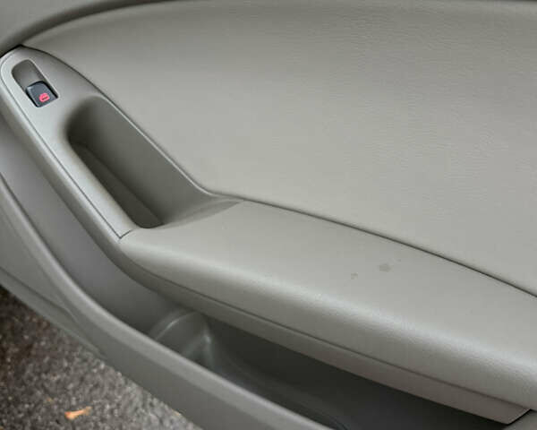 Синий Ауди А4, объемом двигателя 1.98 л и пробегом 175 тыс. км за 11000 $, фото 38 на Automoto.ua