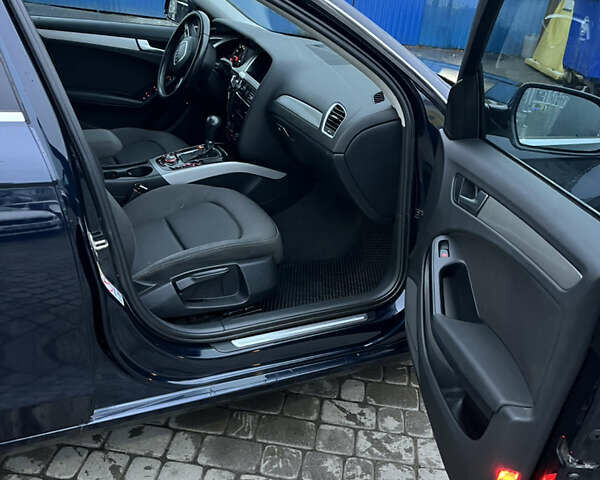 Синий Ауди А4, объемом двигателя 2 л и пробегом 202 тыс. км за 10500 $, фото 6 на Automoto.ua