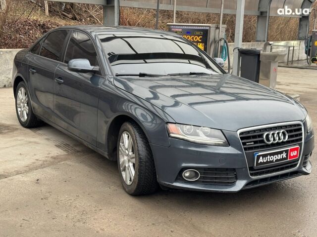 Синий Ауди А4, объемом двигателя 2 л и пробегом 264 тыс. км за 9190 $, фото 8 на Automoto.ua
