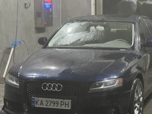 Синий Ауди А4, объемом двигателя 2 л и пробегом 190 тыс. км за 9200 $, фото 2 на Automoto.ua