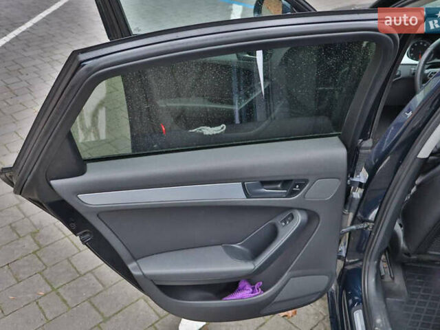 Синий Ауди А4, объемом двигателя 1.98 л и пробегом 203 тыс. км за 11000 $, фото 10 на Automoto.ua