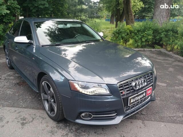 Синій Ауді А4, об'ємом двигуна 2 л та пробігом 222 тис. км за 10990 $, фото 2 на Automoto.ua