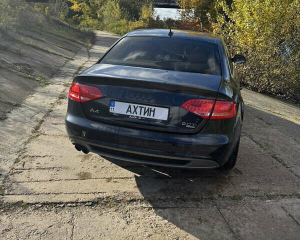 Синий Ауди А4, объемом двигателя 1.98 л и пробегом 285 тыс. км за 9900 $, фото 4 на Automoto.ua