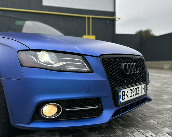 Синій Ауді А4, об'ємом двигуна 1.98 л та пробігом 214 тис. км за 8950 $, фото 3 на Automoto.ua