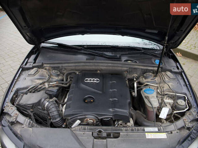 Синий Ауди А4, объемом двигателя 1.98 л и пробегом 203 тыс. км за 11000 $, фото 19 на Automoto.ua