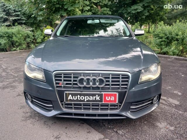 Синій Ауді А4, об'ємом двигуна 2 л та пробігом 222 тис. км за 10990 $, фото 1 на Automoto.ua