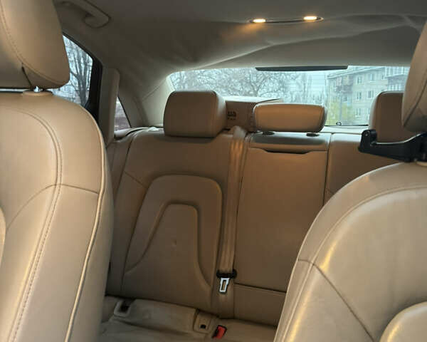 Синий Ауди А4, объемом двигателя 1.98 л и пробегом 285 тыс. км за 9900 $, фото 10 на Automoto.ua