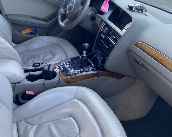 Синий Ауди А4, объемом двигателя 1.97 л и пробегом 294 тыс. км за 11500 $, фото 15 на Automoto.ua