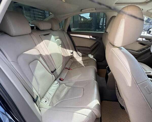 Синій Ауді А4, об'ємом двигуна 1.98 л та пробігом 195 тис. км за 10400 $, фото 12 на Automoto.ua