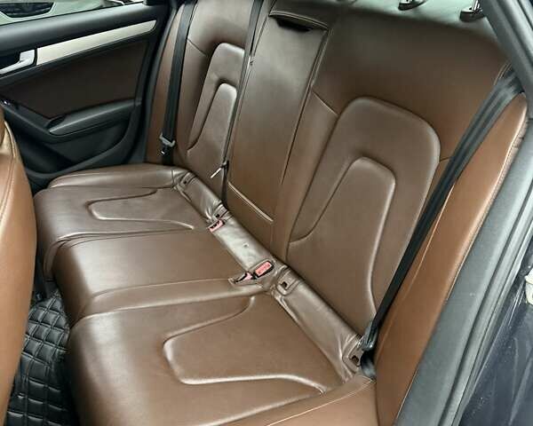 Синий Ауди А4, объемом двигателя 2 л и пробегом 182 тыс. км за 11500 $, фото 16 на Automoto.ua