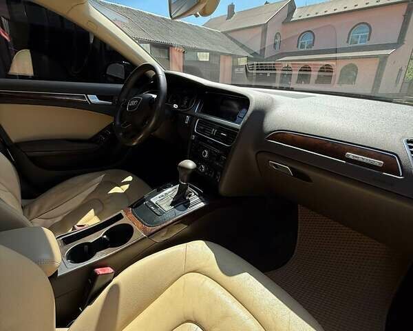 Синій Ауді А4, об'ємом двигуна 1.98 л та пробігом 196 тис. км за 12500 $, фото 6 на Automoto.ua