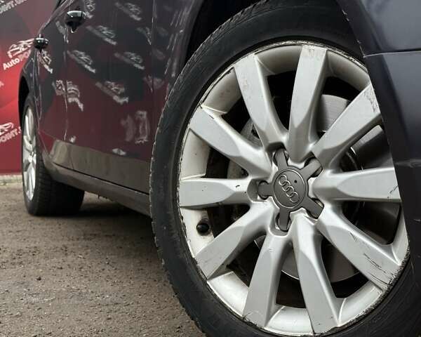 Синий Ауди А4, объемом двигателя 2 л и пробегом 182 тыс. км за 11500 $, фото 7 на Automoto.ua