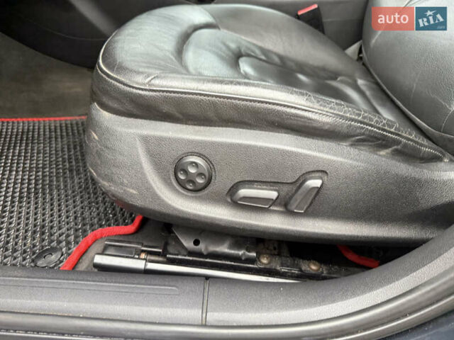 Синий Ауди А4, объемом двигателя 1.98 л и пробегом 284 тыс. км за 8900 $, фото 32 на Automoto.ua