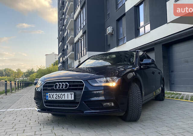 Синий Ауди А4, объемом двигателя 1.98 л и пробегом 162 тыс. км за 9900 $, фото 5 на Automoto.ua