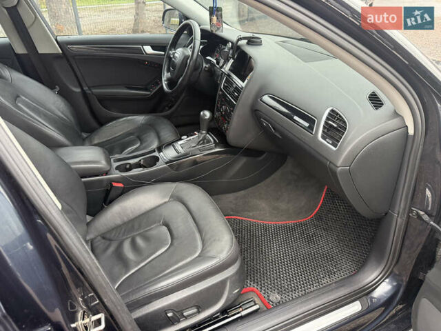 Синий Ауди А4, объемом двигателя 1.98 л и пробегом 284 тыс. км за 8900 $, фото 55 на Automoto.ua