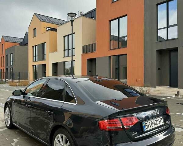 Синій Ауді А4, об'ємом двигуна 1.98 л та пробігом 195 тис. км за 10400 $, фото 3 на Automoto.ua