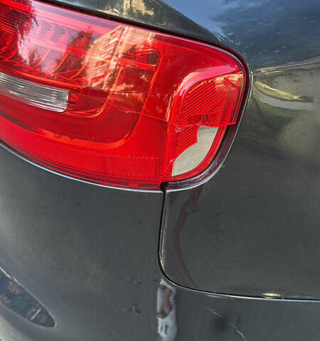 Синій Ауді А4, об'ємом двигуна 2 л та пробігом 252 тис. км за 9500 $, фото 17 на Automoto.ua