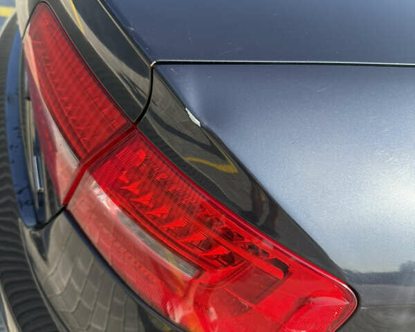 Синій Ауді А4, об'ємом двигуна 2 л та пробігом 252 тис. км за 9500 $, фото 14 на Automoto.ua