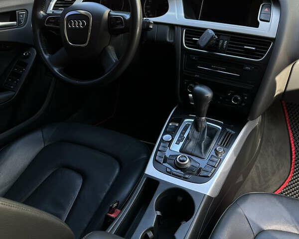 Синий Ауди А4, объемом двигателя 1.98 л и пробегом 185 тыс. км за 13200 $, фото 4 на Automoto.ua