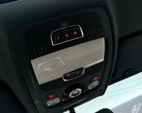 Синий Ауди А4, объемом двигателя 2 л и пробегом 182 тыс. км за 11500 $, фото 22 на Automoto.ua