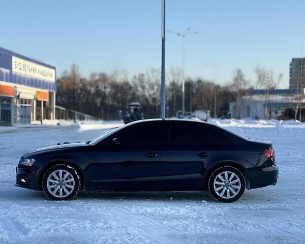 Синий Ауди А4, объемом двигателя 2 л и пробегом 182 тыс. км за 11300 $, фото 4 на Automoto.ua