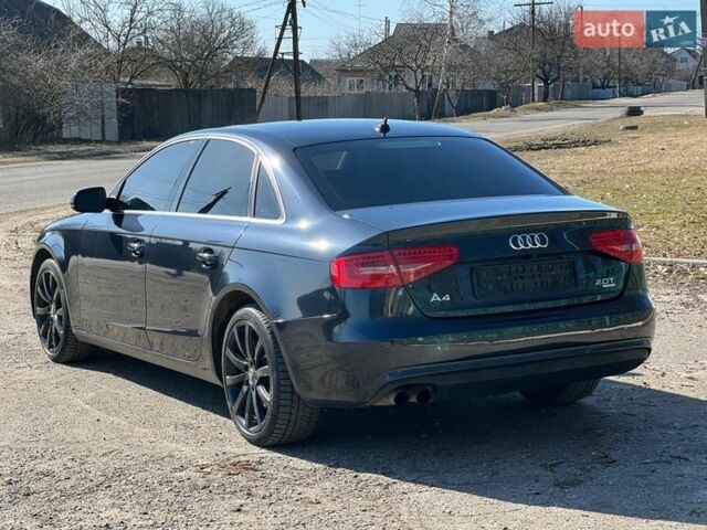 Синій Ауді А4, об'ємом двигуна 2 л та пробігом 168 тис. км за 10500 $, фото 5 на Automoto.ua