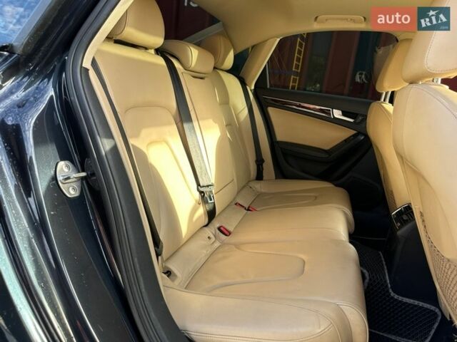 Синий Ауди А4, объемом двигателя 2 л и пробегом 164 тыс. км за 11700 $, фото 13 на Automoto.ua