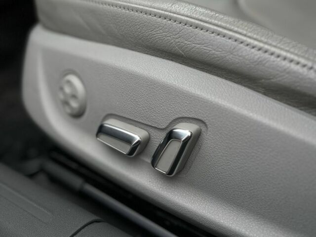 Синий Ауди А4, объемом двигателя 2 л и пробегом 189 тыс. км за 11400 $, фото 13 на Automoto.ua