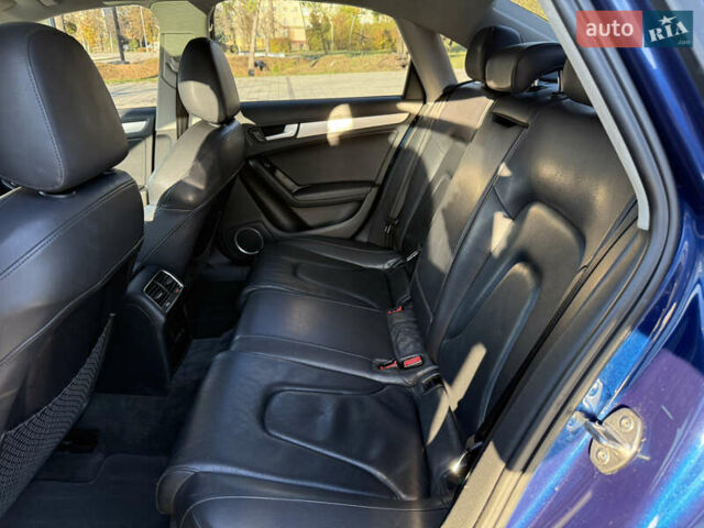 Ауді А4 2013 у Краматорске на Automoto.ua Синій Ауді А4, об'ємом двигуна 1.98 л та пробігом 260 тис. км за 12000 $, фото 14 на Automoto.ua