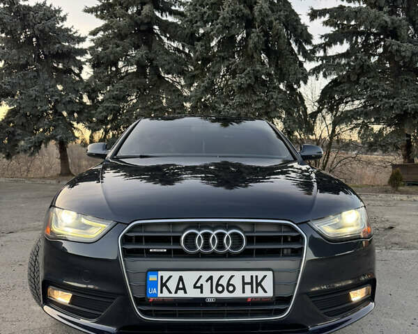 Синий Ауди А4, объемом двигателя 2 л и пробегом 192 тыс. км за 13600 $, фото 9 на Automoto.ua
